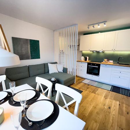 Urban Apartments Cosy No 4, Free Private Parking, Self Check-In Chorzów Buitenkant foto