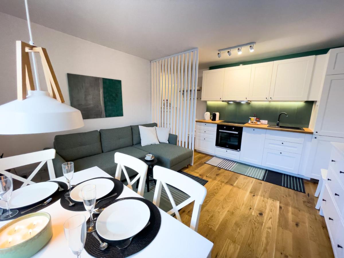Urban Apartments Cosy No 4, Free Private Parking, Self Check-In Chorzów Buitenkant foto