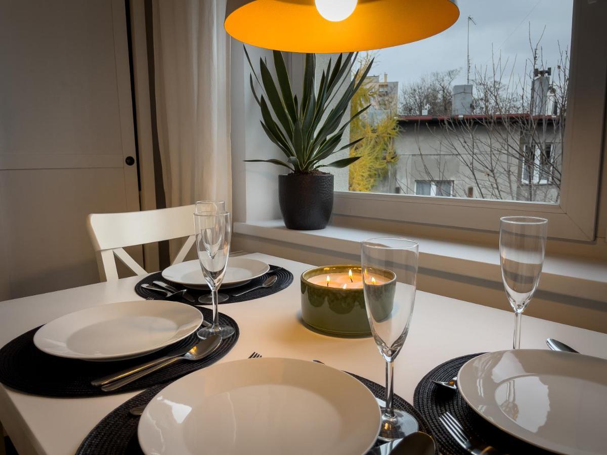 Urban Apartments Cosy No 4, Free Private Parking, Self Check-In Chorzów Buitenkant foto