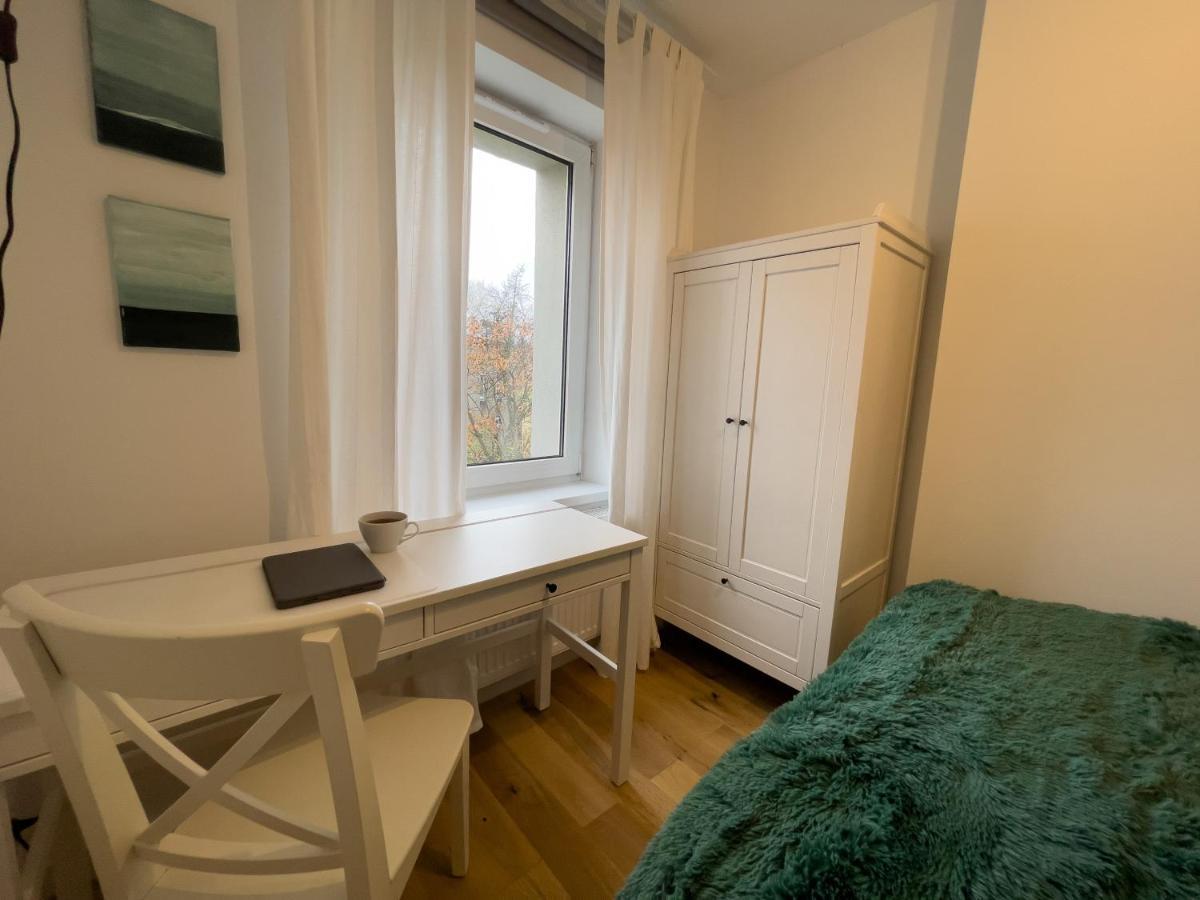 Urban Apartments Cosy No 4, Free Private Parking, Self Check-In Chorzów Buitenkant foto